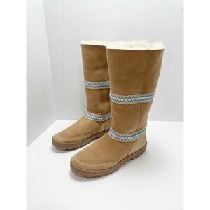 Ugg Sundance Revival Tan Sand Boot size 8